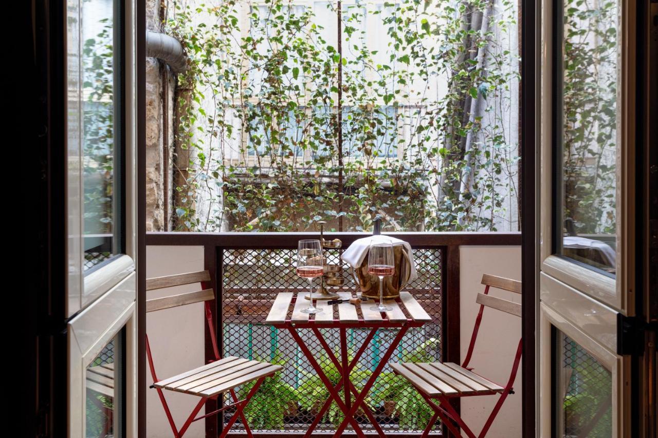 Palazzo Residenza Madre By Dimorra Maison d'hôtes Naples