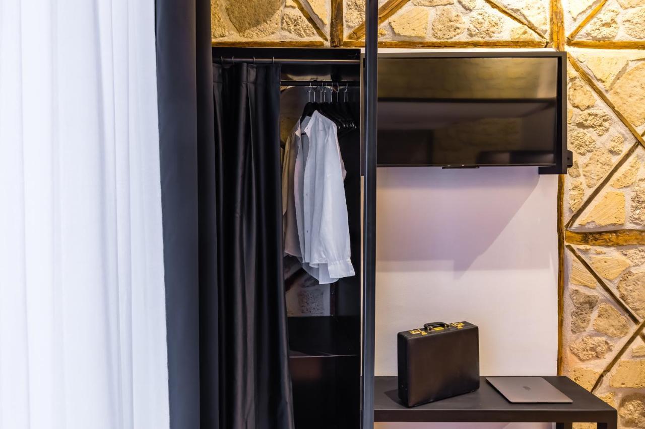 Palazzo Residenza Madre By Dimorra Maison d'hôtes